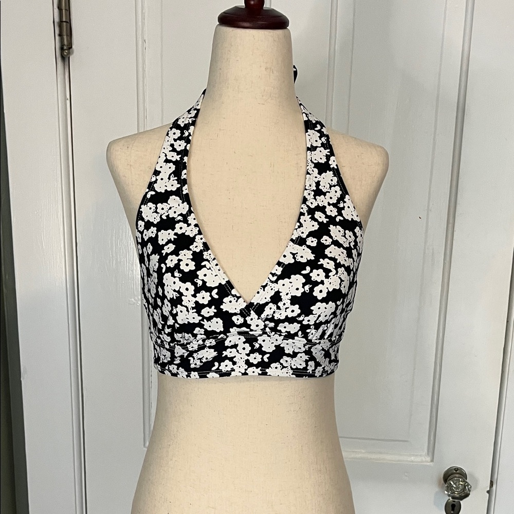 Anne Klein Black & White Floral Halter Crop Top